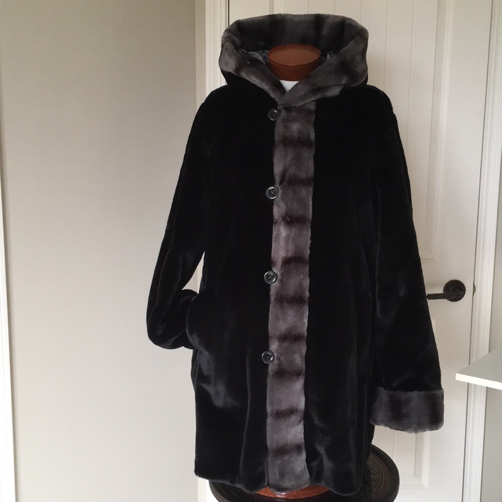 NWT Dennis Basso Faux Fur Reversible Coat